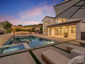 2984 Hayloft Pl