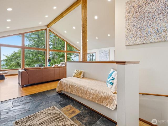 2986 Hales Passage Drive