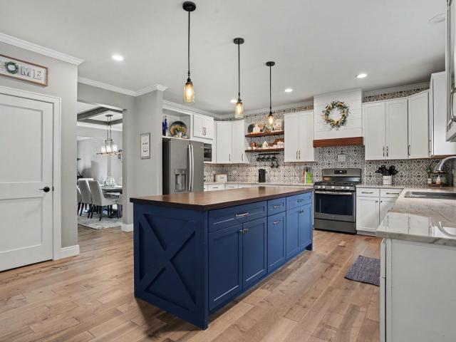 2989 Wagon Road