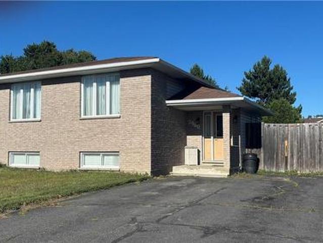 2980 Anton, Val Caron, ON, P3N 1J3 house for sale | Listing ID 2129 | Royal LePage