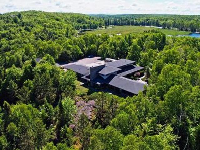 2981 Valleyview Road, Blezard Valley, ON, P3N 1R2 house for sale | Listing ID 2128 | Royal LePage