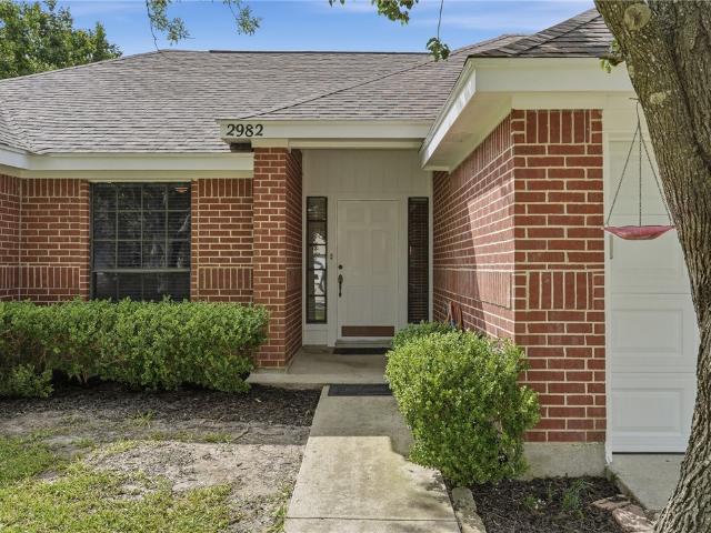 2982 Lakeview East Drive