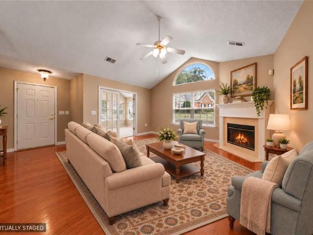 2983 Oakside Circle