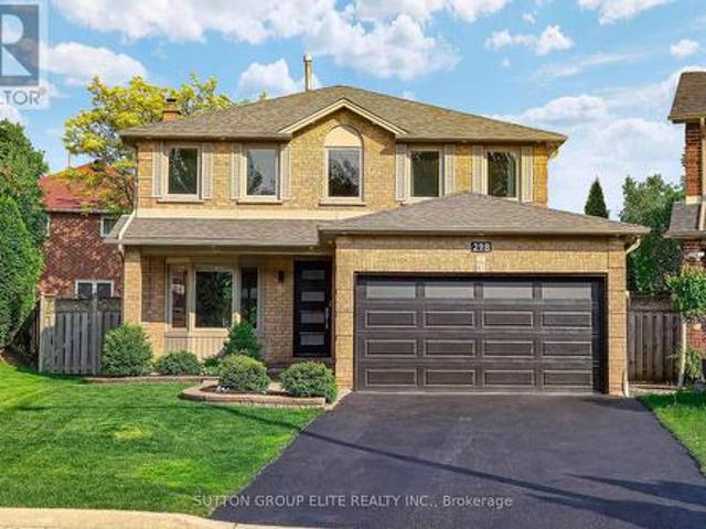 298 Fredericksburg Court, Mississauga, ON, L4Z 2T2 house for sale | Listing ID W13497 | Royal LePage