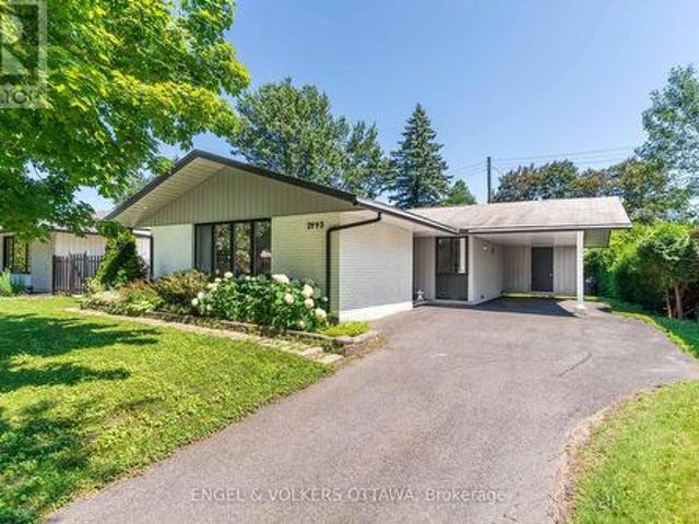2995 Cowan Crescent, Ottawa, ON, K1V 8K9 house for sale | Listing ID X13565 | Royal LePage