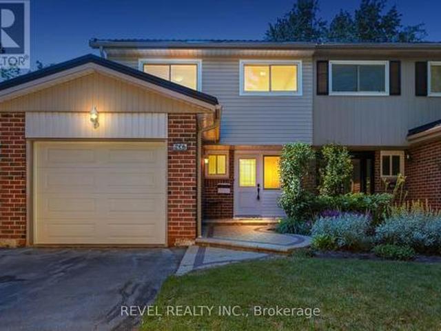 2996 Salerno Crescent, Mississauga, ON, L5N 1T6 house for sale | Listing ID W13517 | Royal LePage