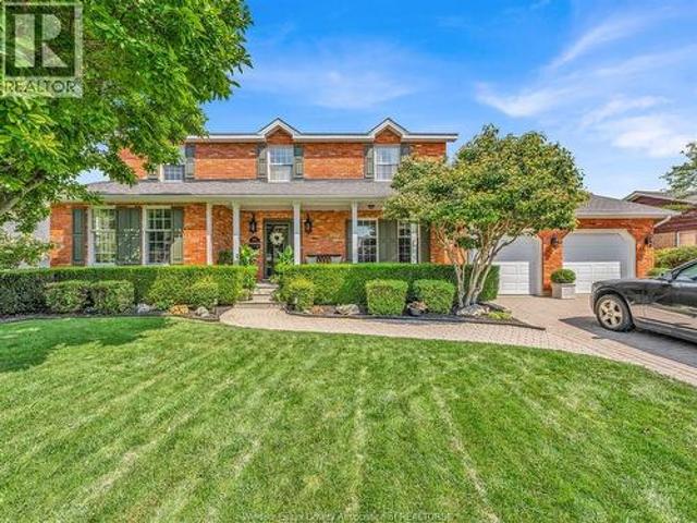 2998 St Luke Crescent, Kingsville, ON, N9Y 3N7 house for sale | Listing ID 26020 | Royal LePage