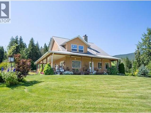 2990 50 Street Nw, Salmon Arm, BC, V1E 4M2 house for sale | Listing ID 10402 | Royal LePage