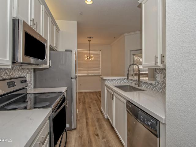 2992 N MILLER Road # 211A
