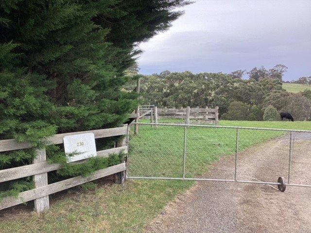 Elevated Rural Holding with Creek Frontage & Panoramic Views