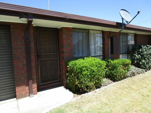 2/9 11 garden avenue bairnsdale vic house for rent lj hooker