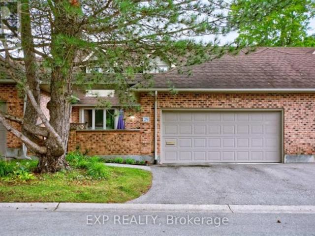 29 1443 Commissioners Road, London South B, ON, N6K 1E2 townhouse for sale | Listing ID X13752 | Royal LePage