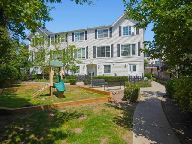 29 1918 Avenue, Surrey, BC, V4N 6M5 townhouse for sale | Listing ID R3150 | Royal LePage