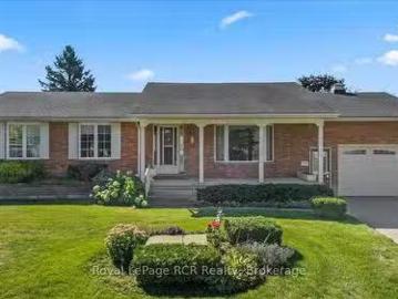 29 2Nd Street Crescent, Hanover, ON, N4N 3R3 house for sale.