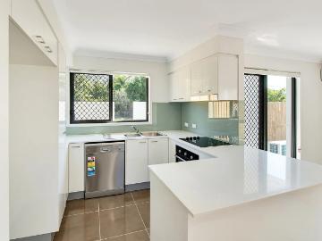 29 / 31 James Edward Street, Richlands QLD 4077