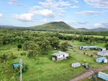 29.3 Acres House Sheds Mango Tree's 30 Sheep