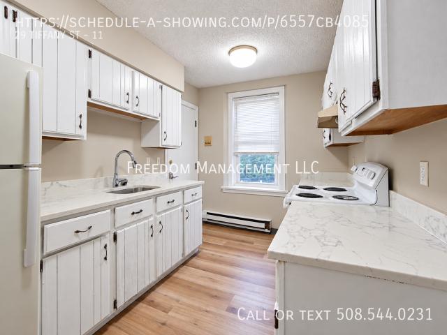29 Tiffany St Unit 11 – 3 Bedroom Apartment for Rent in Brooklyn, CT
