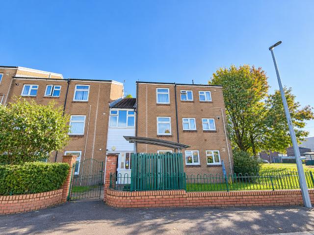 29 Tre Telynog, Aberdare CF44, 2 bed flat to rent, £600 pcm | PrimeLocation