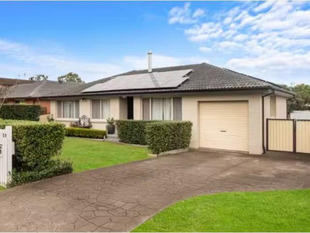 29 Woods Road, SOUTH WINDSOR House for rent Listed by Charlis.