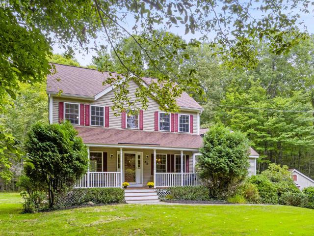 29 Abenaki Circle