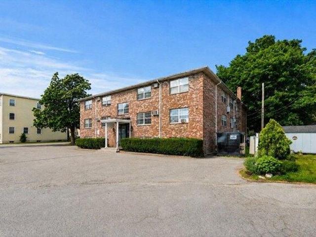 29 bedroom, Concord MA 01742 104654121
