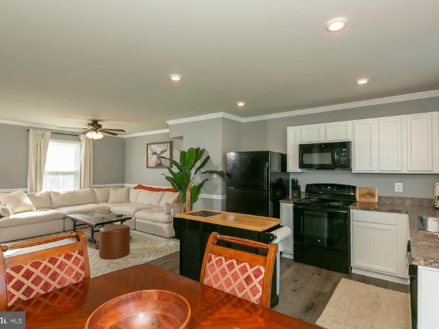 29 Bedstraw Place