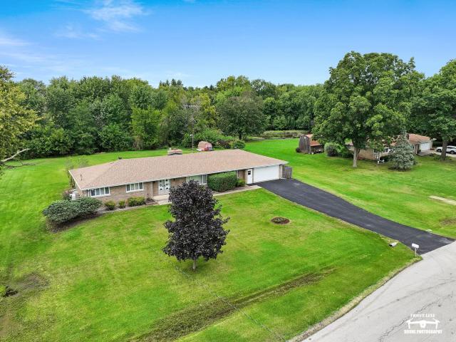 29 Brookside Lane
