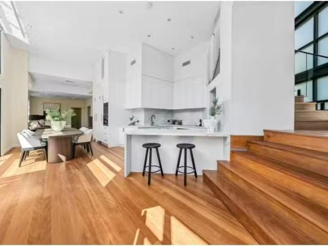 29 Cambridge Street, VAUCLUSE House for rent Listed by Georgi.