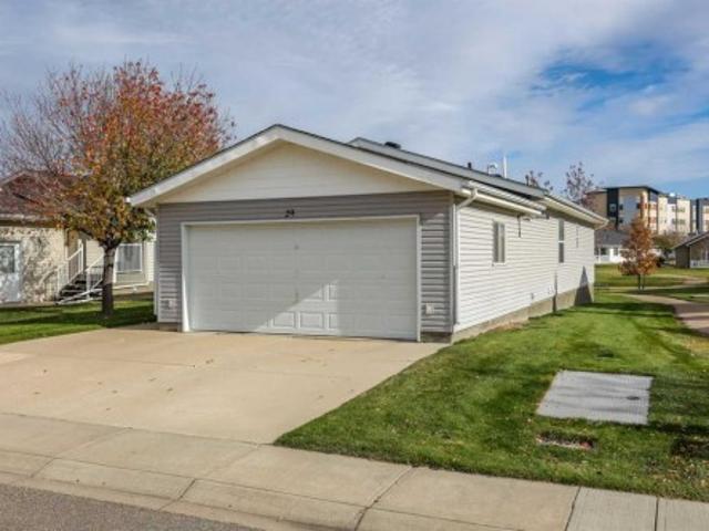 29 Chartwell Place Se, Medicine Hat, AB, T1B 0E2 house for sale | Listing ID A2354 | Royal LePage