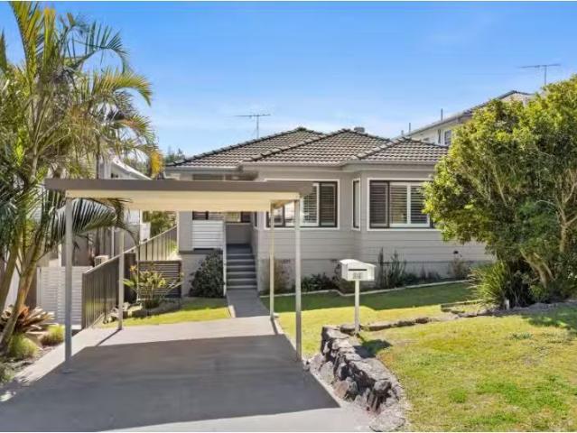 29 Cowlishaw Street, Redhead House for rent Listed by Altitud.