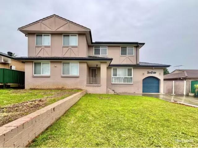 29 Danube Crescent, Kearns House for rent Listed by Campbellt.