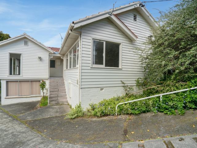 2/9 Dewrang Place, MOUNT STUART TAS 7000