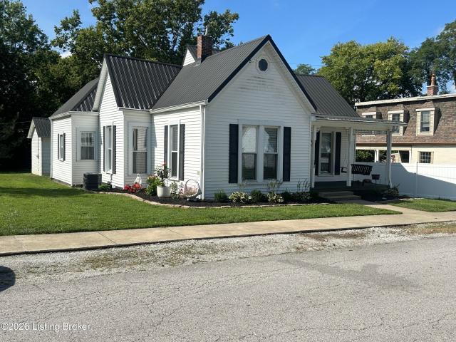 29 E Church St