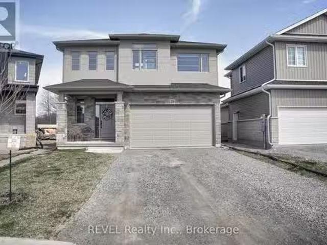 29 Elvira Way, Thorold Rolling Meadows, ON, L2V 0M7 house.