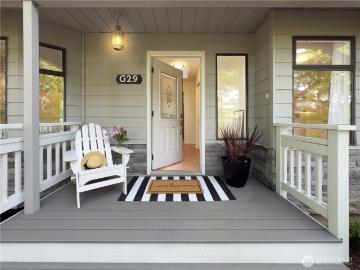 29 G Sound Pl, Hat Island, WA 98201 | MLS #2367