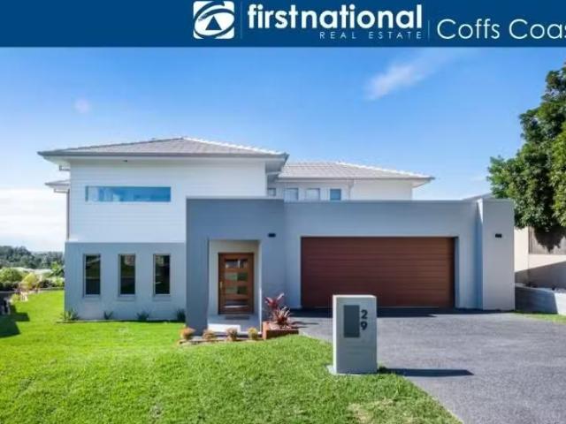 29 Grandview Close, Sapphire Beach House for rent Listed by F.