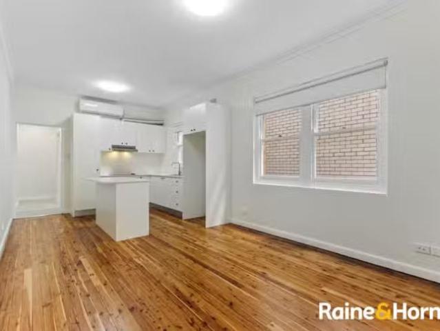 2/9 Hartill Law Avenue, Bardwell Park, NSW 2207