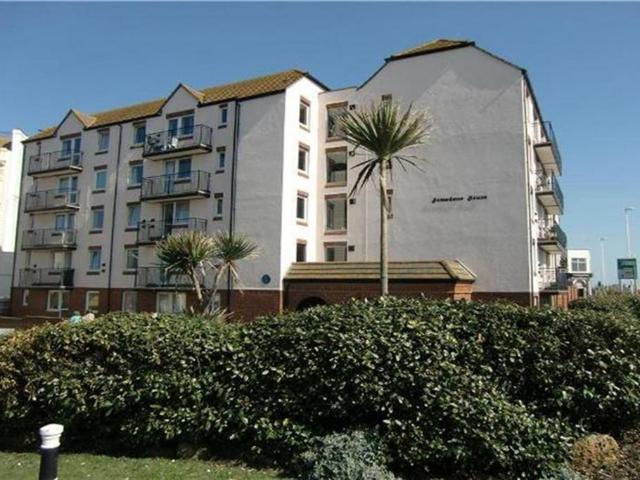 29 Homedane House, Denmark Place TN34 1 bed retirement property to rent £975 pcm £225 pw