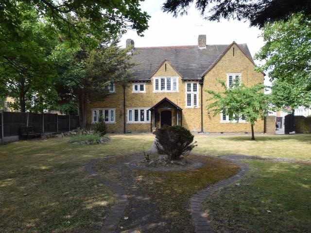 29 Honiton Road, Southend On Sea, Essex SS1, 1 bed flat to rent, £975 pcm | PrimeLocation