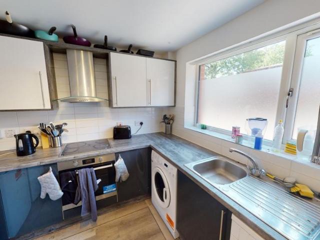29, Huntingdon Street, Nottingham. 4 bed terraced house to rent £2,687 pcm £620 pw