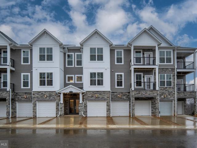 29 Hyssop Way, Unit 101, Stafford, VA 22554 | MLS #VAST2044