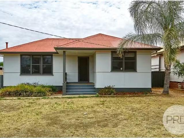 29 Jack Ave, Mount Austin House for rent Listed by Leasing Co.