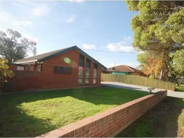 2/9 Lampe Avenue, Wagga Wagga Apartment for rent Listed by Le.