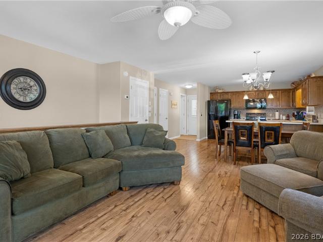 29 Lake Forest Road