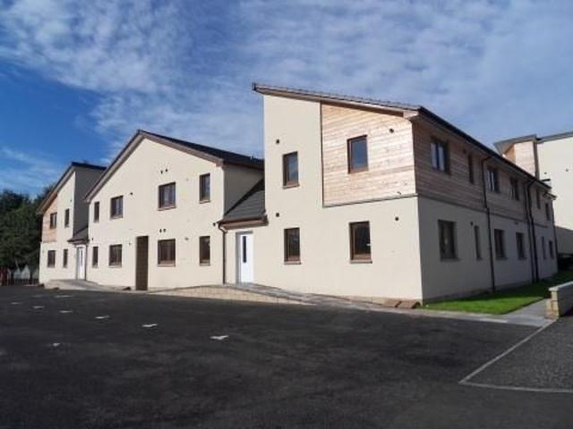 29 Lochside Road, Forfar DD8, 2 bed flat to rent, £700 pcm | PrimeLocation