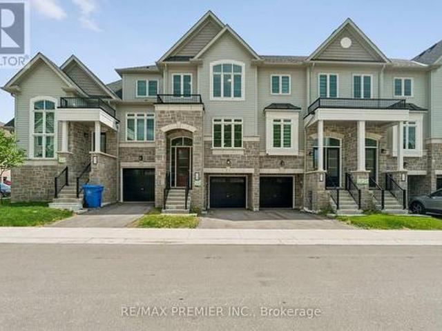 29 Lyall Stokes Circle, East Gwillimbury, ON, L0G 1M0 house for sale | Listing ID N13817 | Royal LePage