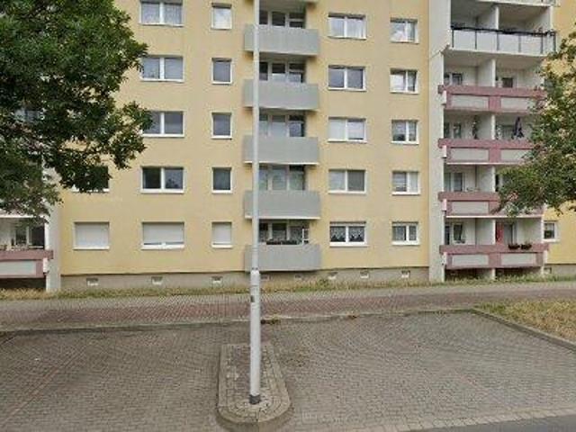 29 m2 apartment for rent in Halle Saale
