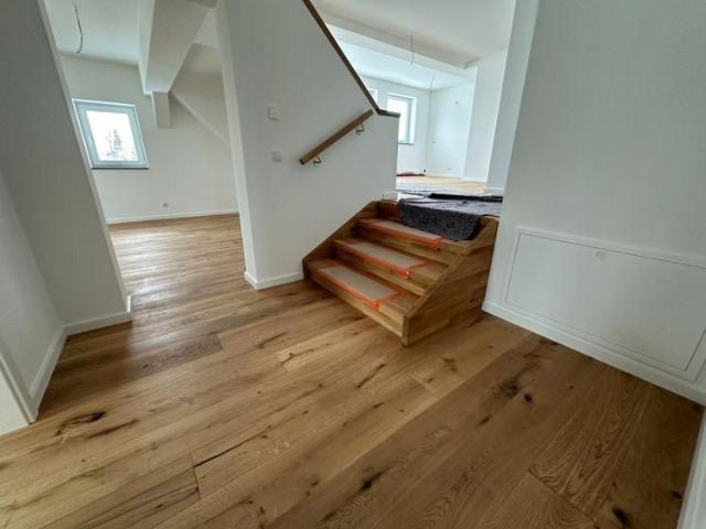 29 m² Dachterasse + Wanne und Dusche Gäste WC. u.v.m