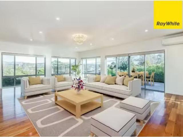 29 Mc Nicoll Place, HUGHES House for rent Listed by Ryan Wood.
