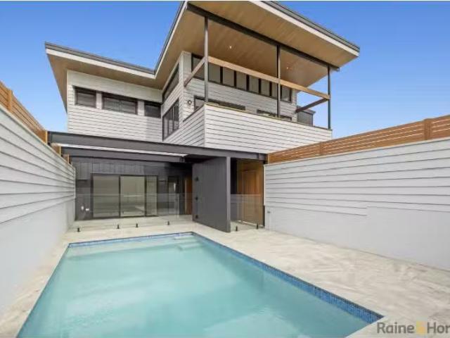 29 Marsupial Drive, POTTSVILLE House for rent Listed by Aline.